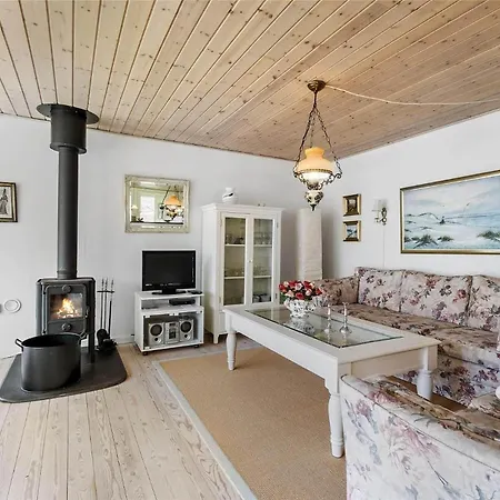 Holiday home Ha229-hals-zebravej-10 Hals