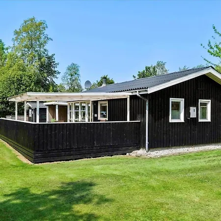 Holiday home Ha229-hals-zebravej-10 *